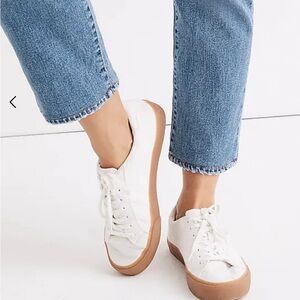 Women's‎ Sidewalk Low-Top Sneakers in Monochrome Canvas Size 7.5